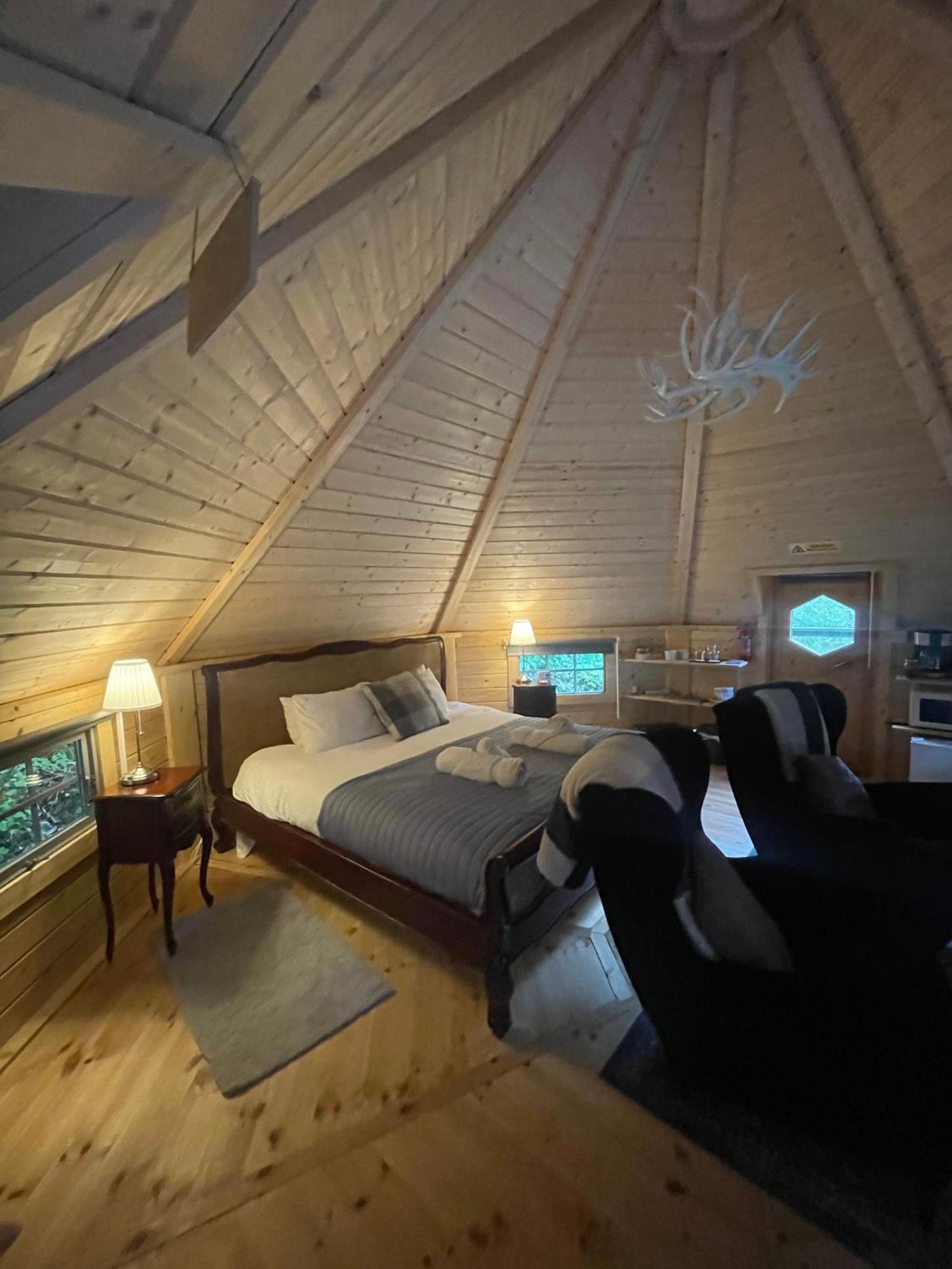 Aos Si Lodges บัลลาคูลิช ภายนอก รูปภาพ