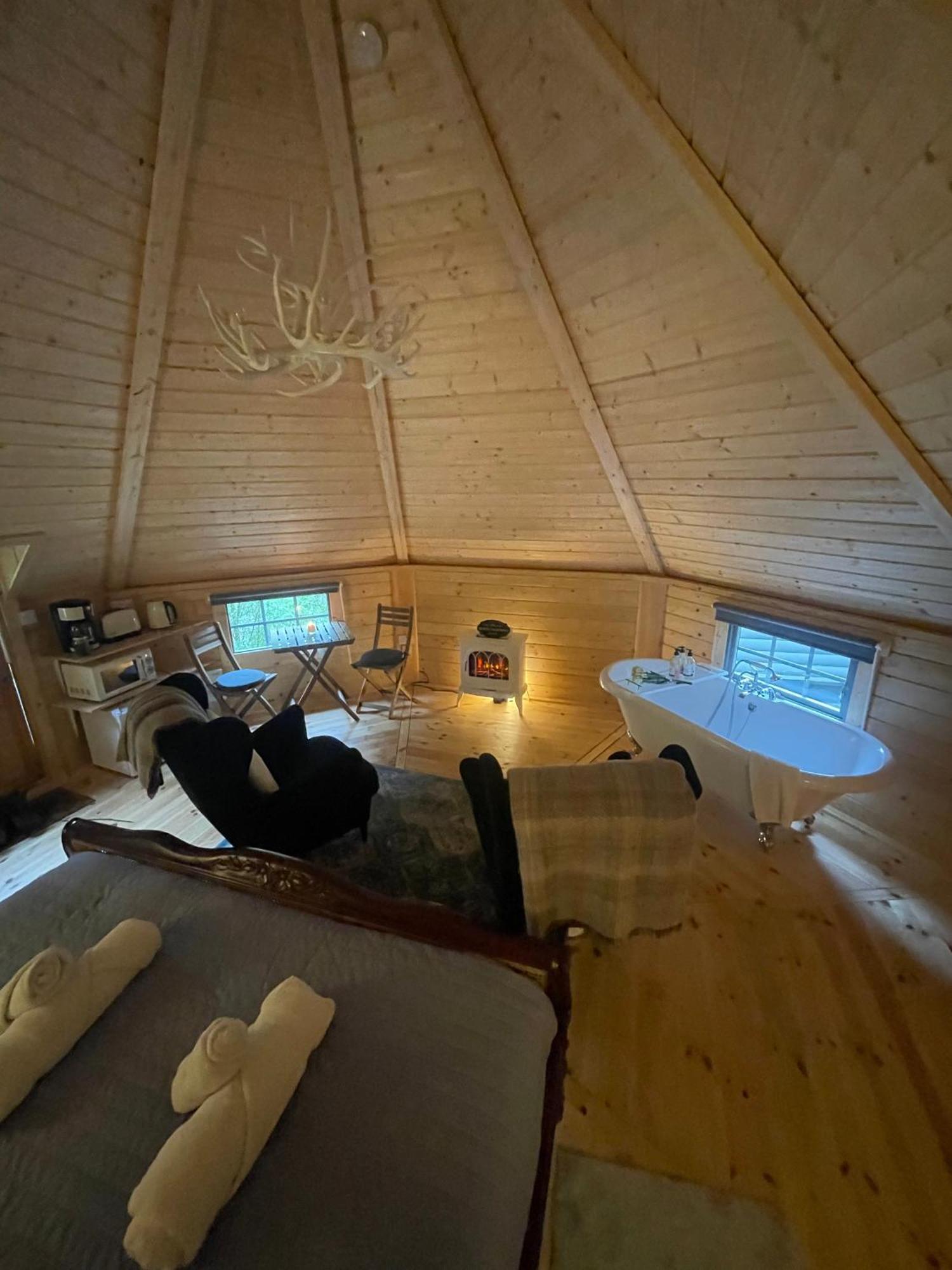 Aos Si Lodges บัลลาคูลิช ภายนอก รูปภาพ